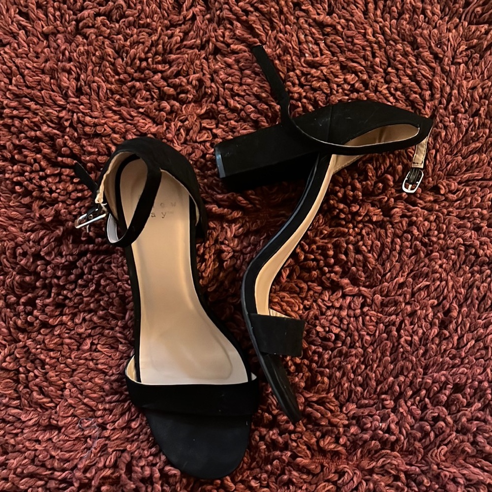 Women’s block heels black size 9 brand: new day